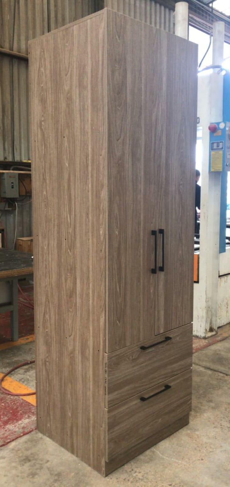 Módulo de Closet en Nogal