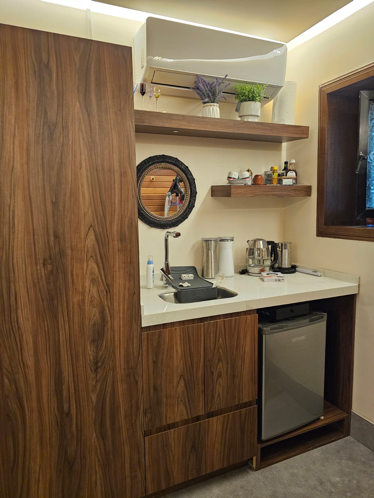 Kitchenette en Nogal Natural