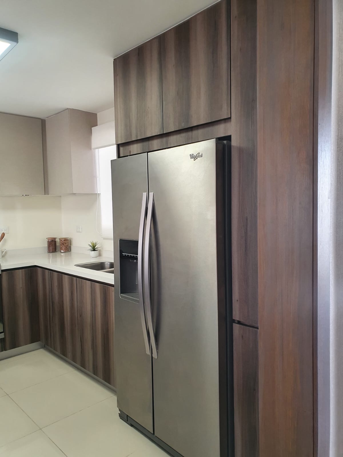Torre de Refrigerador en Madera