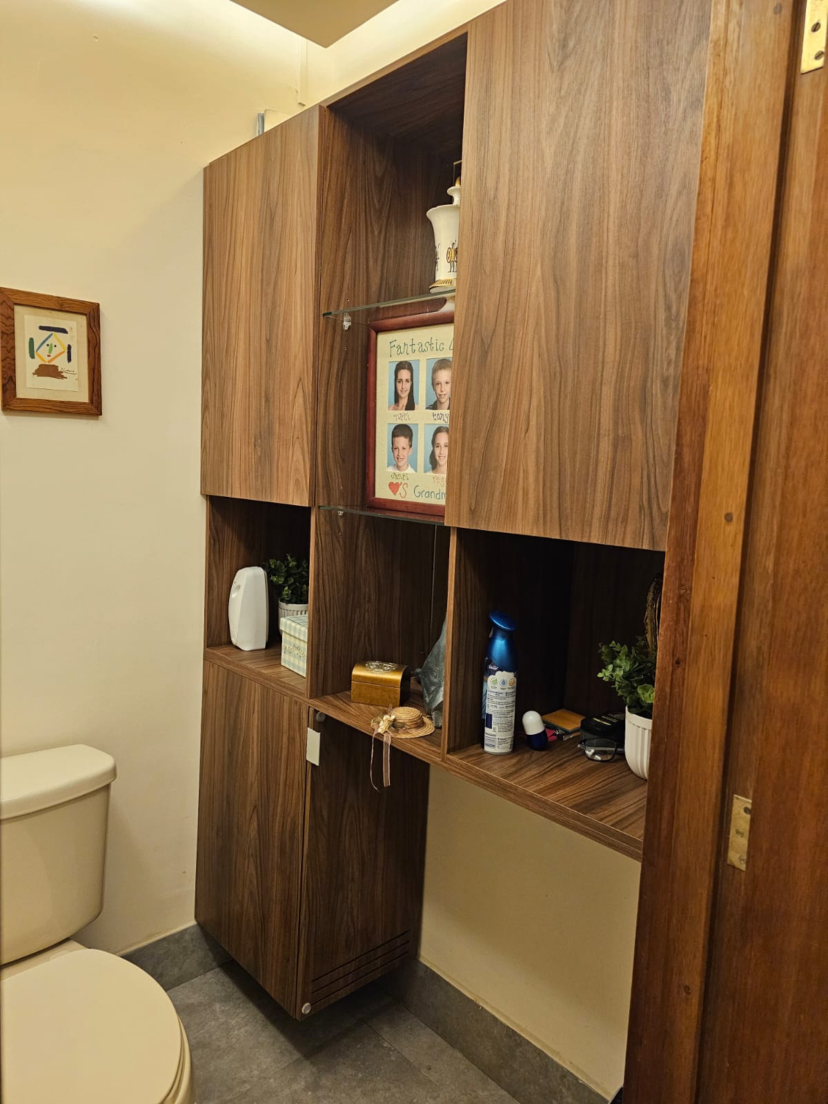 Mueble de Baño en Nogal a Medida